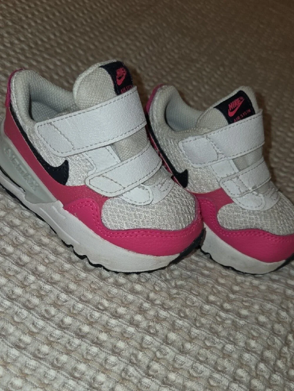Nike Toddle White and Pink Velcro Air Max Sneakers 5C